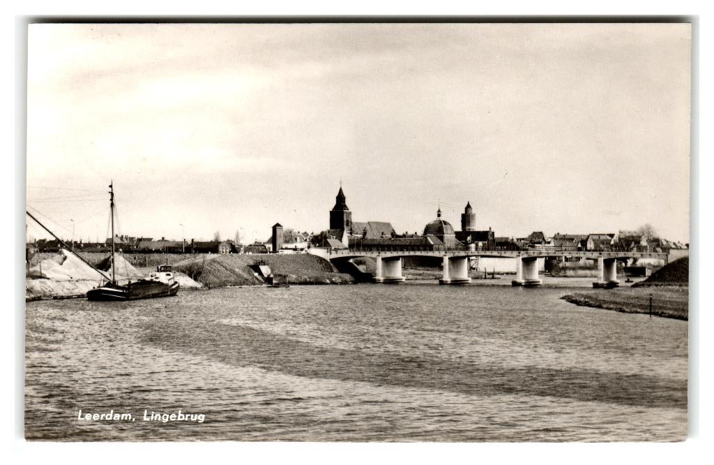 Leerdam, Lingebrug, Ophalen of Verzenden, 1940 tot 1960, Gelopen, Utrecht