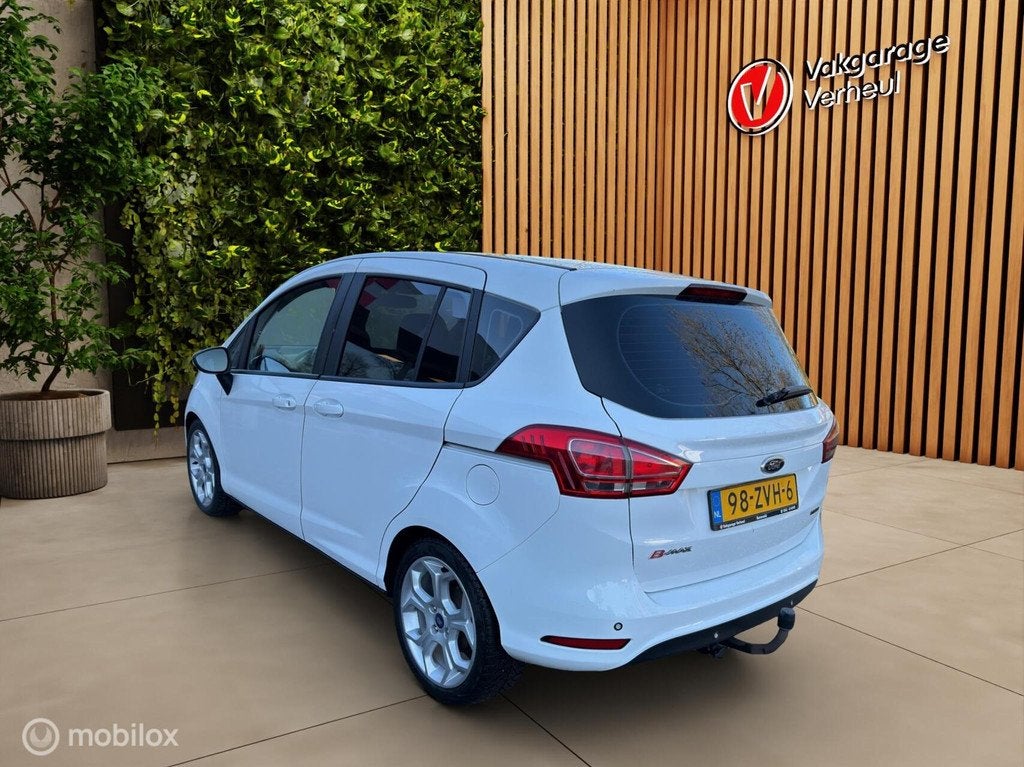 Ford B-Max 1.0 EcoB Titanium|Stoelverwarming|Trekhaak|Boekje, Auto's, Ford, Voorwielaandrijving, Euro 5, 101 pk, Gebruikt