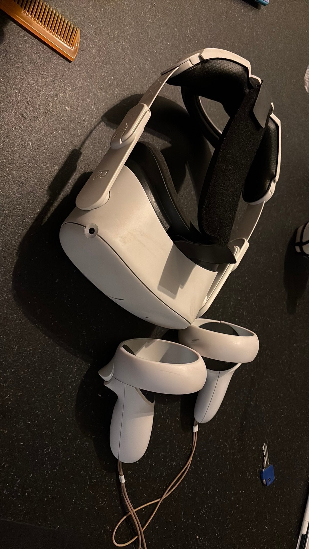 Meta quest 2 met elite headstrap, Spelcomputers en Games, Virtual Reality, Ophalen, Gebruikt, VR-bril, Overige platformen