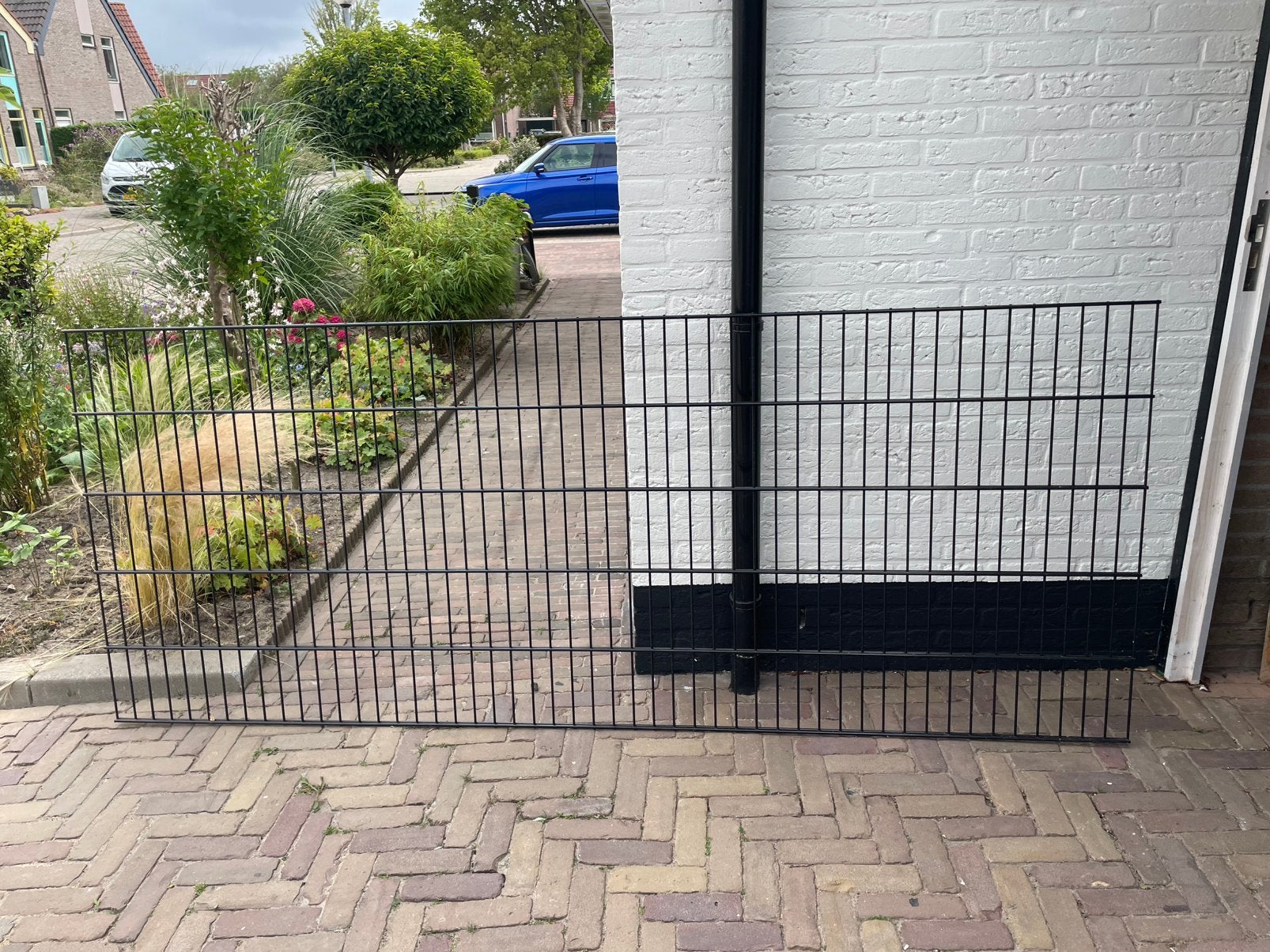 2 x Raster hek werk dubbelstaafmat + twee palen, Ophalen, Nieuw, IJzer, Dubbelstaafmat hekwerk