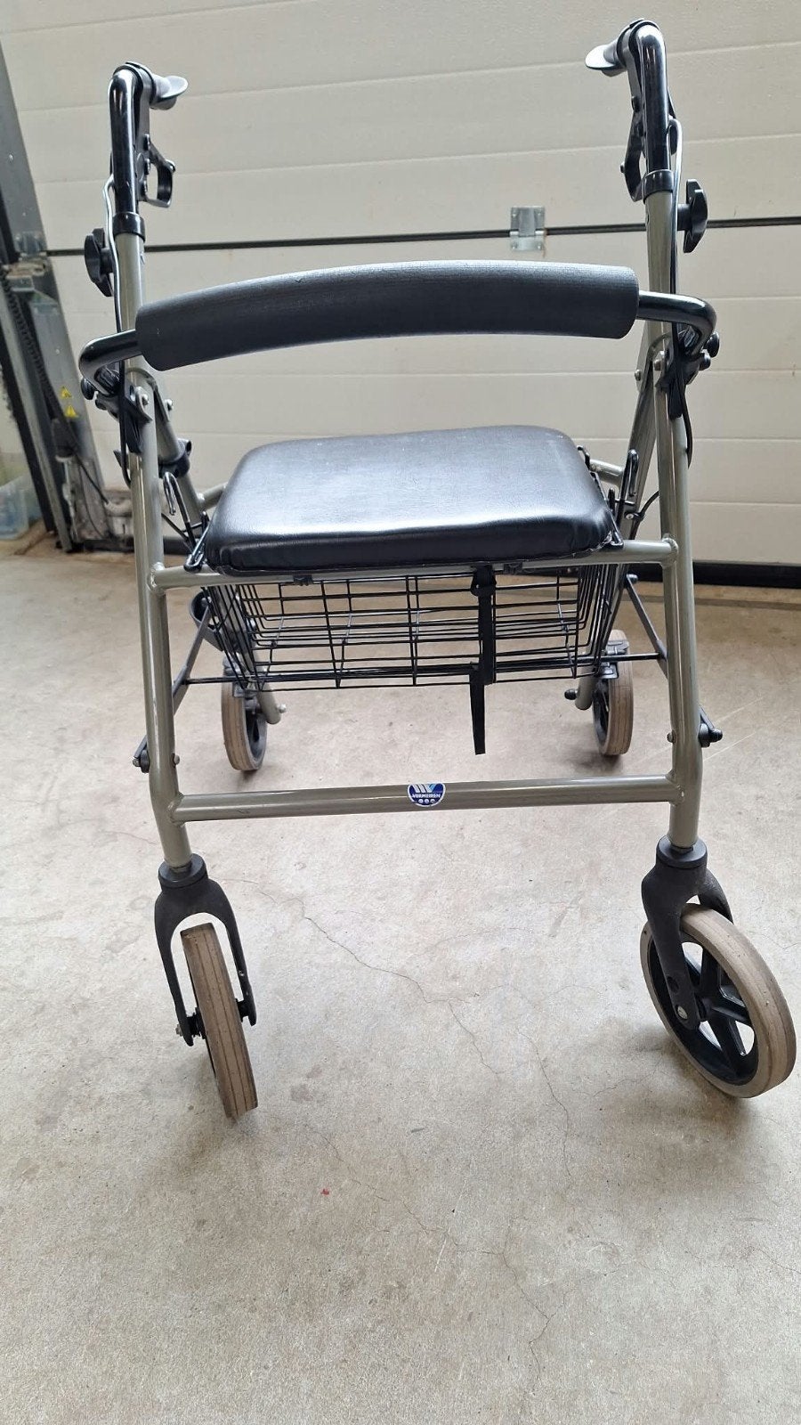 rollator inklapbaar, Ophalen, Gebruikt, Nvt, Nvt