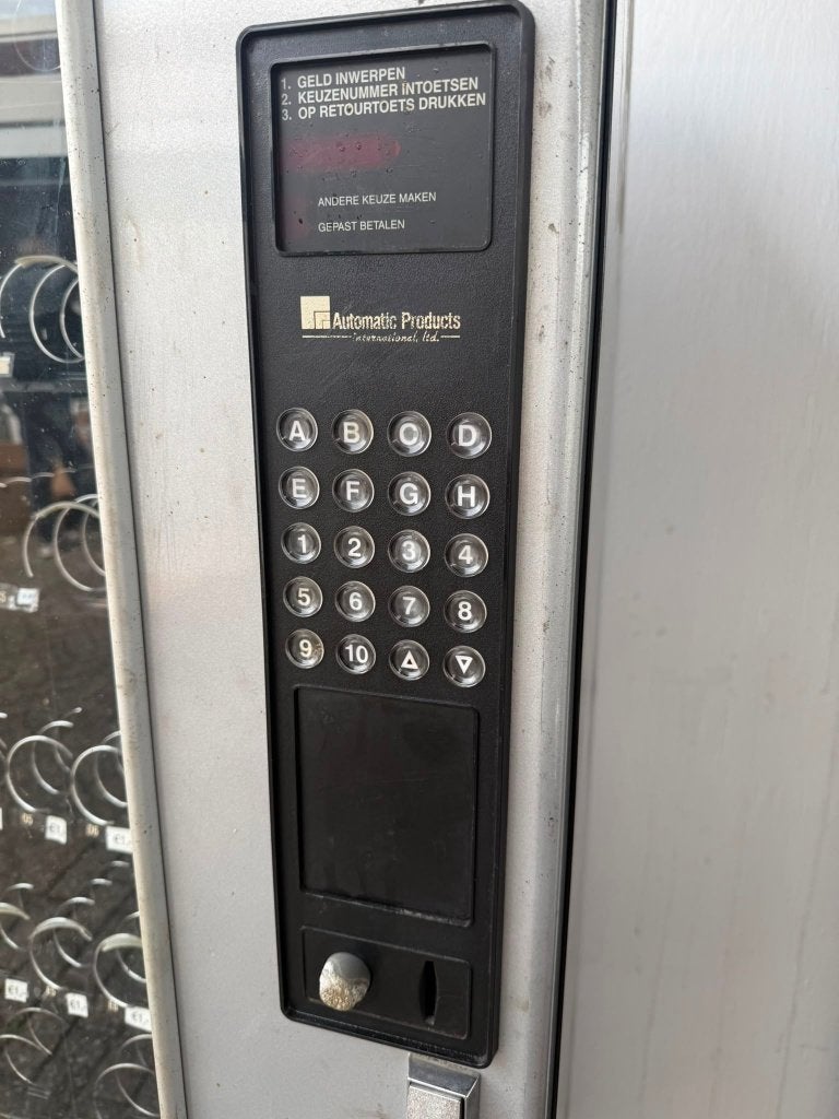 Snoep- en koek automaat, Ophalen, Gebruikt