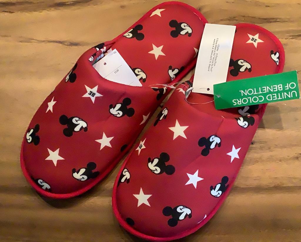 Pantoffels mickey mouse Benetton maat 42/43, Ophalen of Verzenden, Overige maten