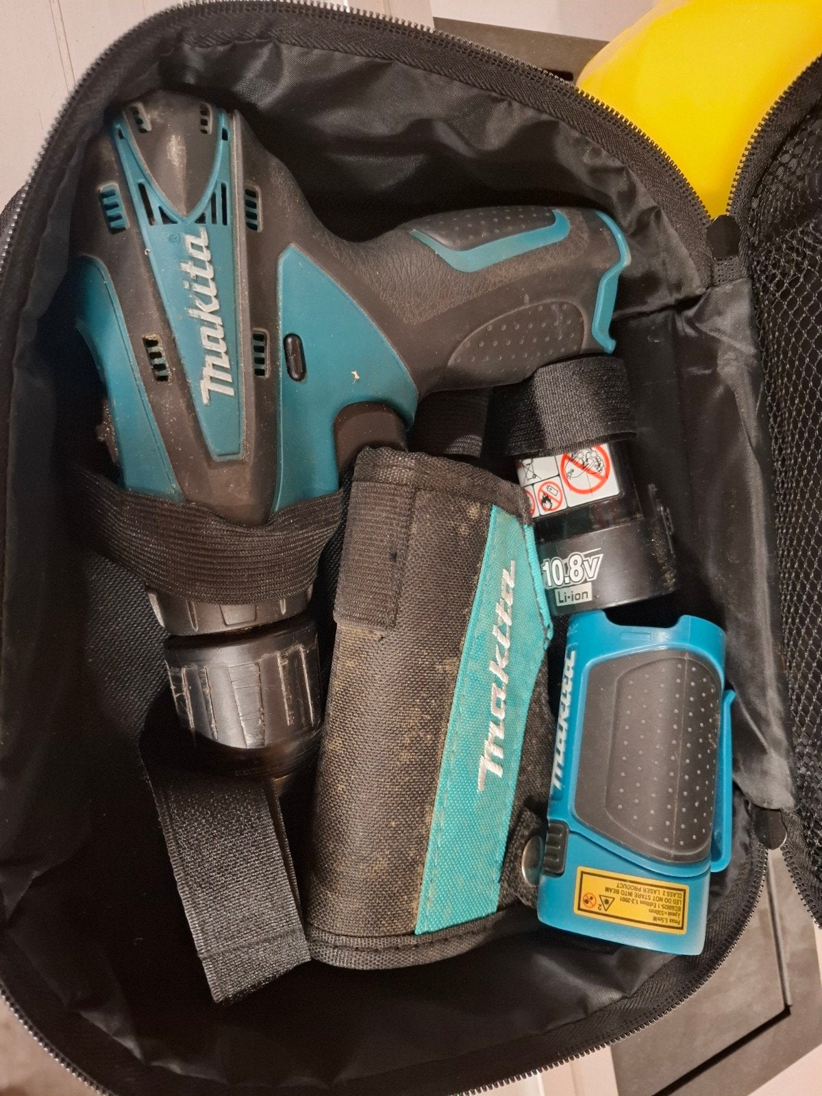 Makita DF330D 10.8V Boor-/Schroefmachine met Accu, Gebruikt, Variabele snelheid, Ophalen of Verzenden, Boor- en Schroefmachine