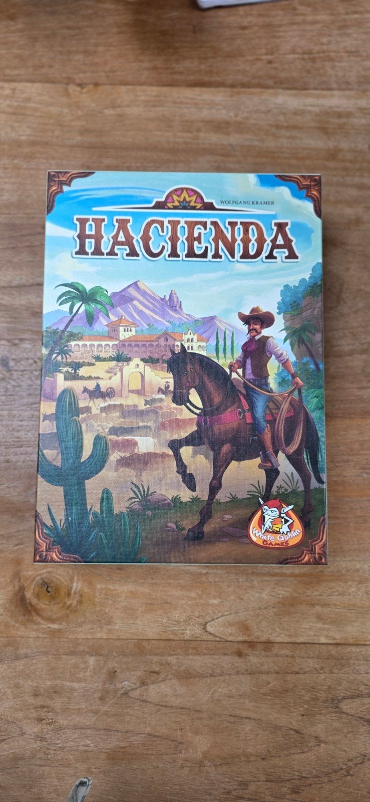 Hacienda Bordspel NL/ENG, Vijf spelers of meer, Ophalen of Verzenden, Zo goed als nieuw, White Goblin Games