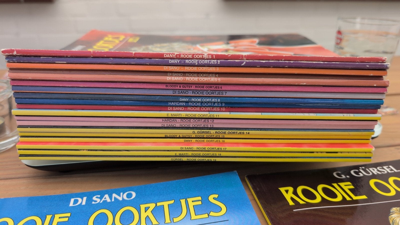 Rooie Oortjes stripboeken - Deel 1 t/m 19, 21, 22, 24, 35, Boeken, Stripboeken, Ophalen of Verzenden