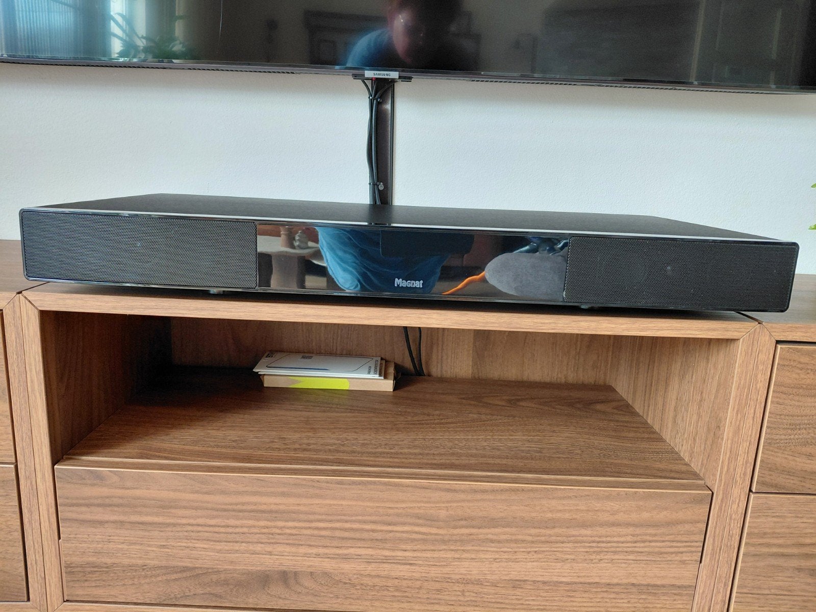 Magnat sounddeck 160, Ophalen, Met ingebouwde subwoofer, Zo goed als nieuw
