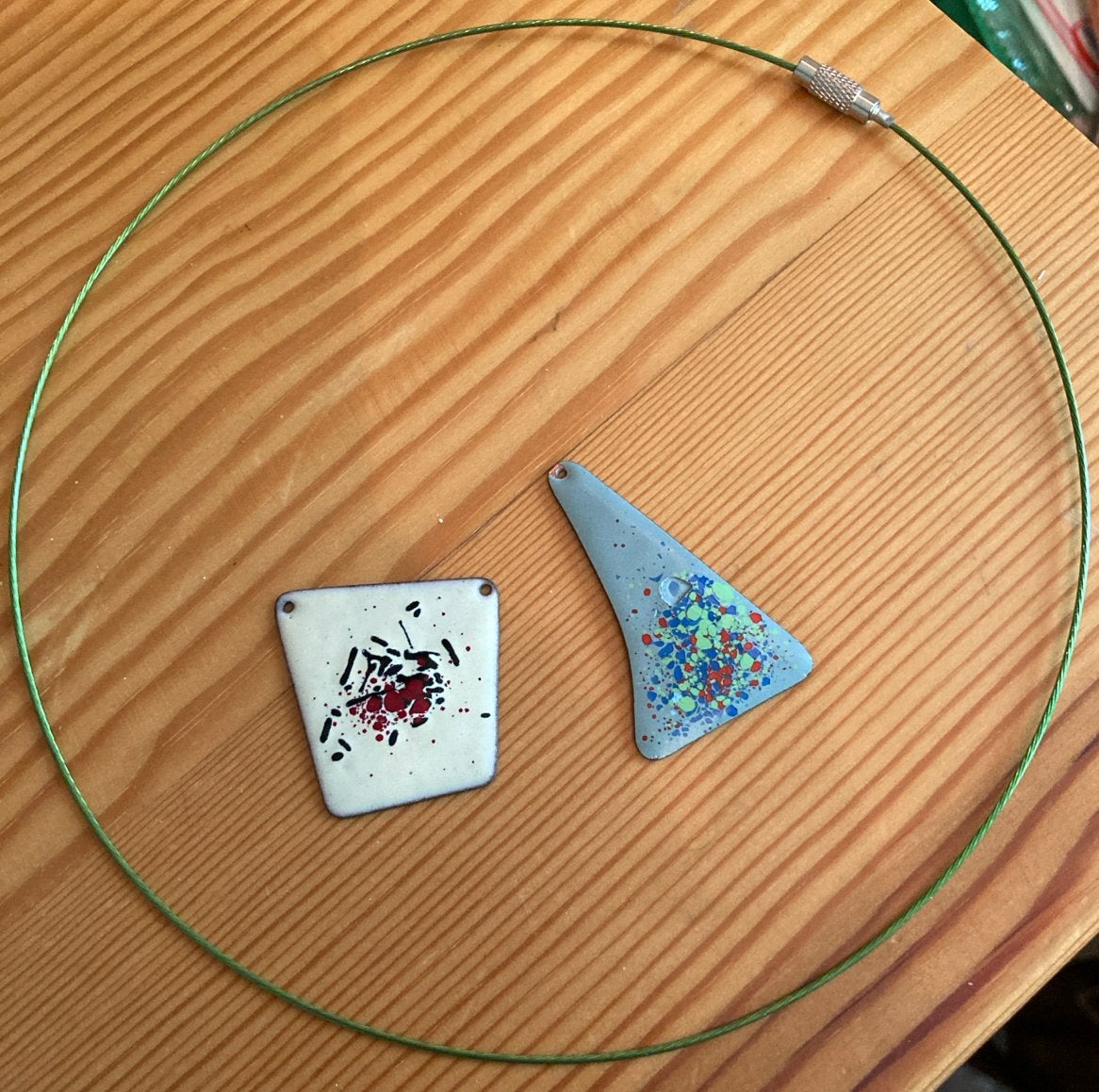 Halsketting met verwisselbare hangers, Sieraden, Tassen en Uiterlijk, Gebruikt, Ophalen of Verzenden, Groen, Overige materialen