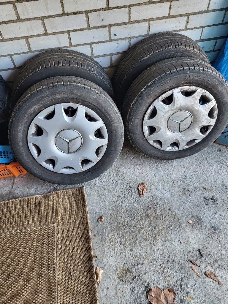 TE koop aangeboden mercedes banden met velgen/15inch, Ophalen of Verzenden