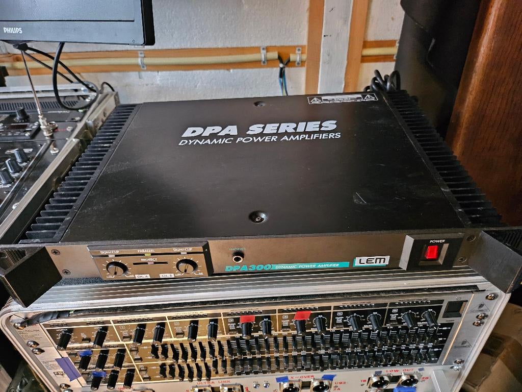 LEM DPA 300, Muziek en Instrumenten, Ophalen of Verzenden, Zo goed als nieuw, Minder dan 500 watt, P.A.