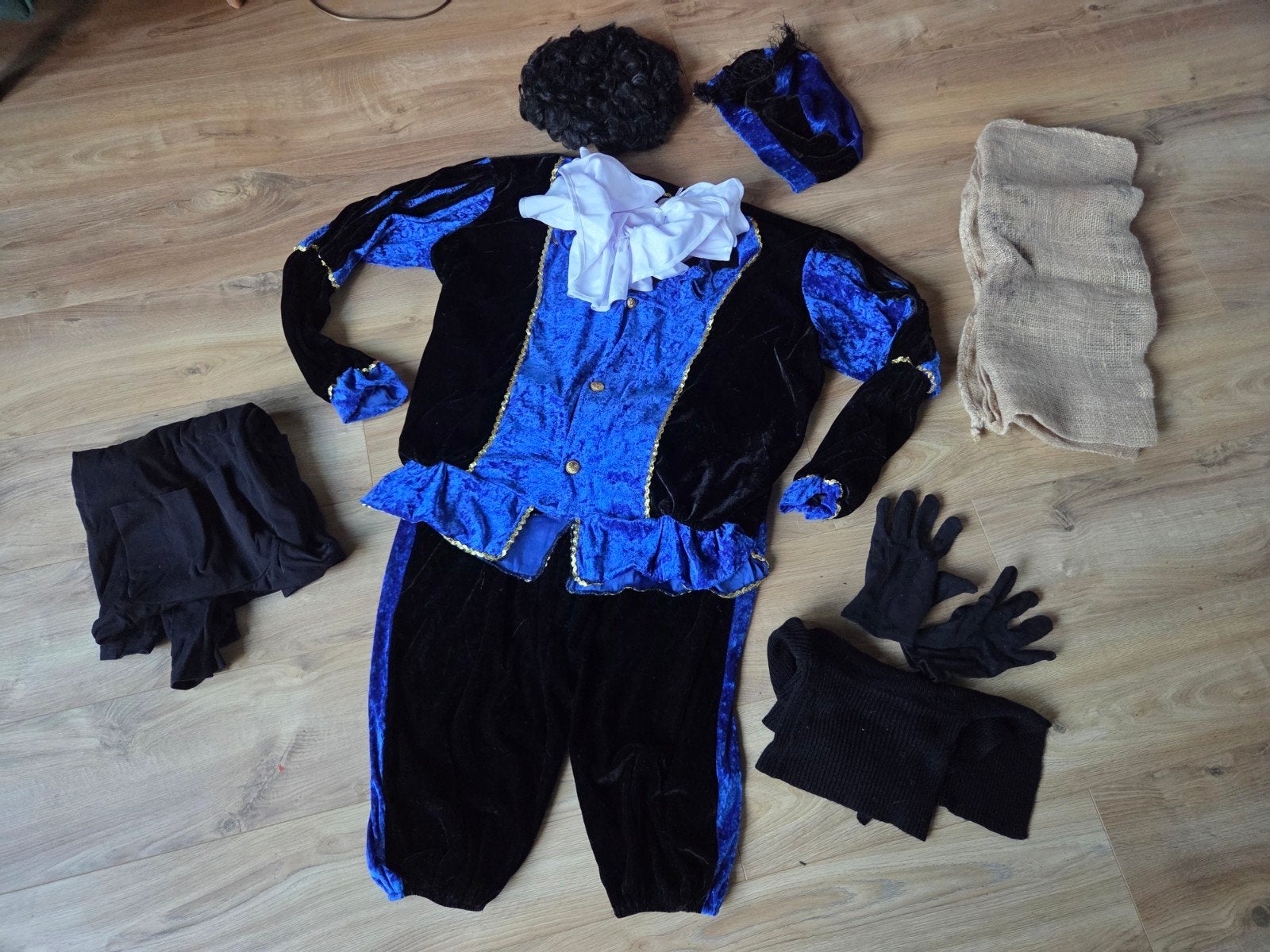 TE HUUR - Pietenpak Blauw - Compleet - Maat XL, Kinderen en Baby's, Ophalen