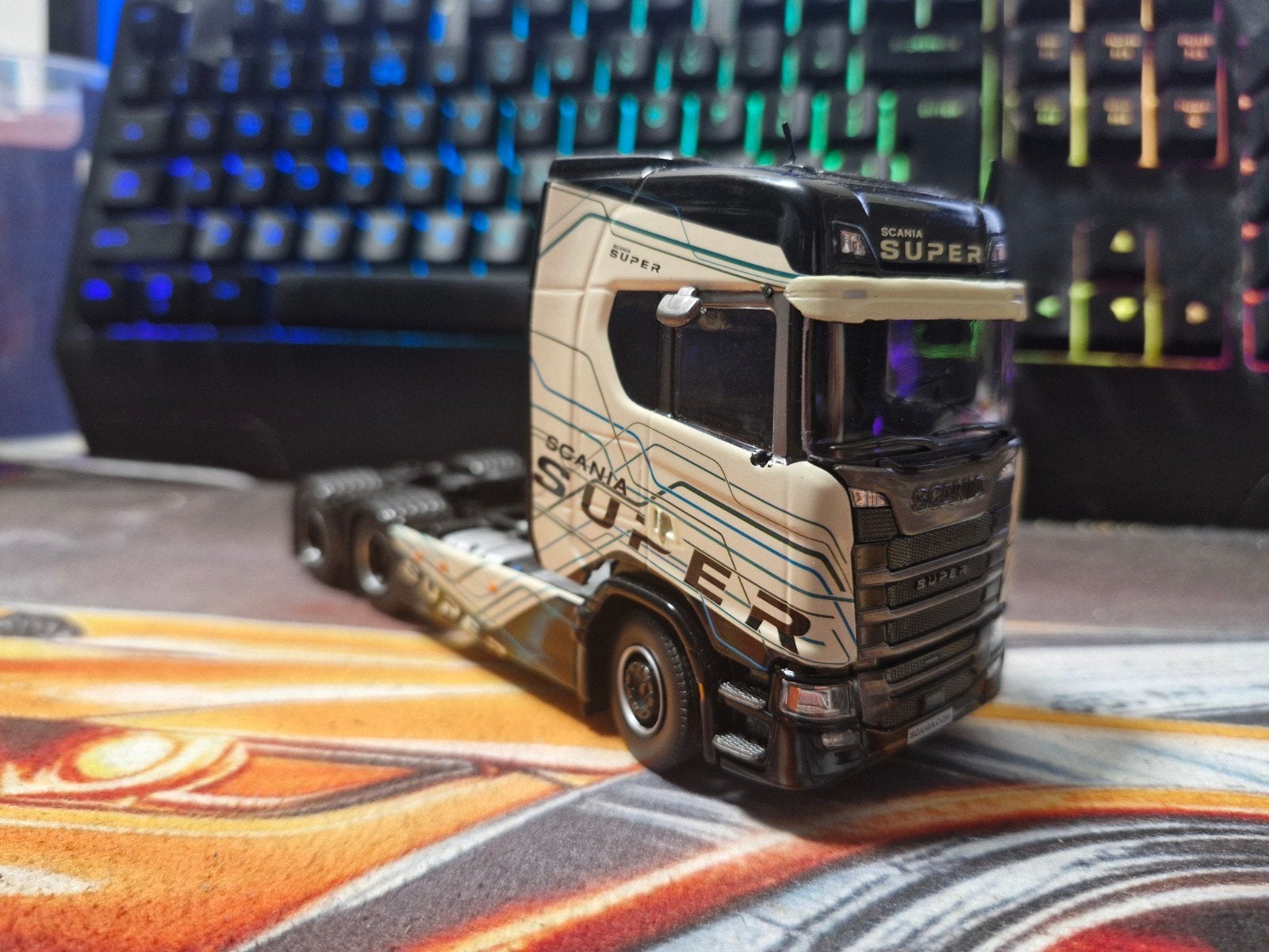 Tekno Scania Super 1/50 Model (B-keuze), Hobby en Vrije tijd, Modelauto's | 1:50, Ophalen of Verzenden, Gebruikt, Bus of Vrachtwagen