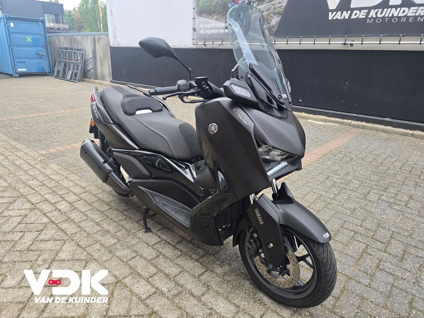 YAMAHA X MAX 300 TECH MAX (bj 2024) 6,903 km, Scooter, 292 cc, Bedrijf, Onbekend