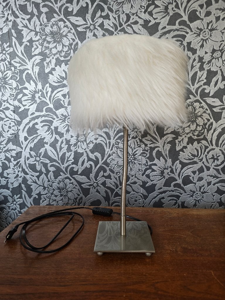 Superleuke lamp voor op bureau of nachtkastje of aan de muur, Ophalen of Verzenden, Zo goed als nieuw, Metaal, Minder dan 50 cm