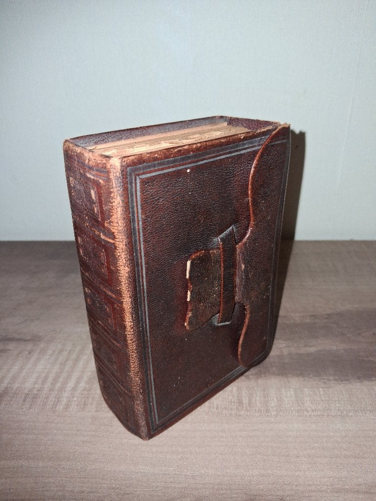 Klein oud Nieuw Testament – Statenvertaling – 1907, Antiek en Kunst, Antiek | Boeken en Bijbels, Ophalen of Verzenden