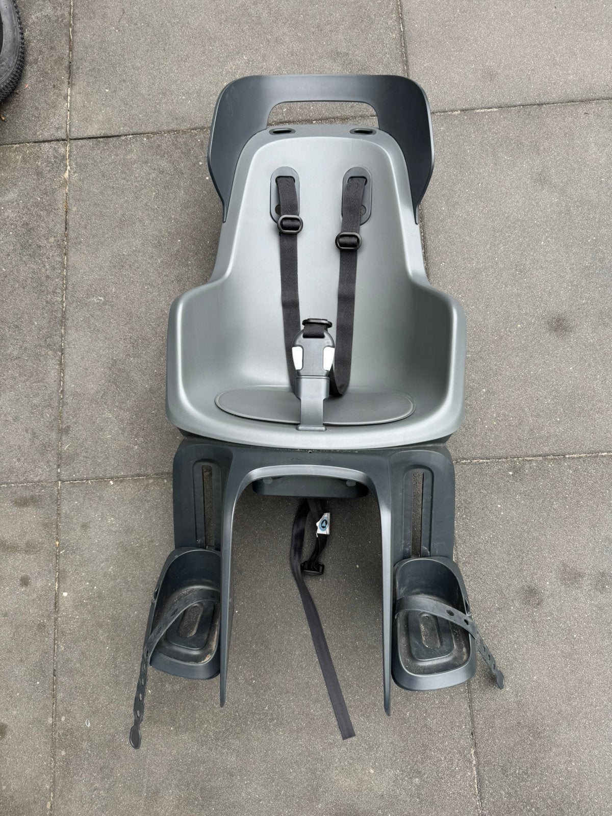 Bobike go maxi carrier fietsstoeltje grijs, Fietsen en Brommers, Fietsaccessoires | Fietsstoeltjes, Ophalen of Verzenden, Gebruikt