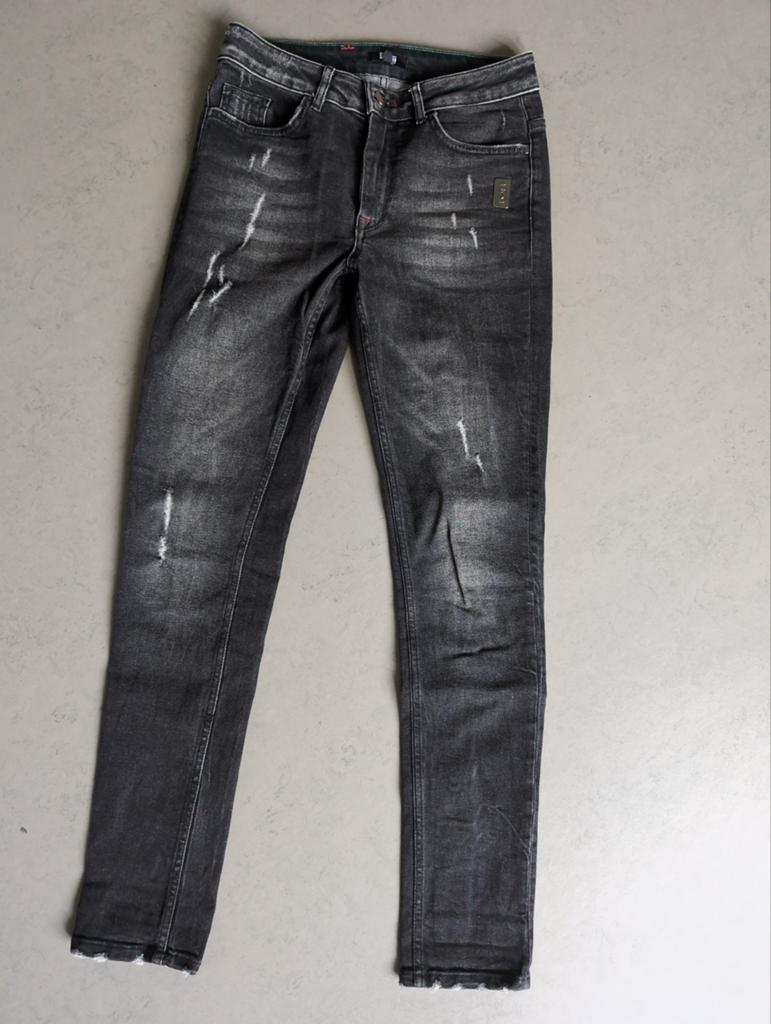 Nieuwe jeans 29/34 van mannenlijn Nikkie Plessen Sustain, Zwart, Nieuw, Ophalen of Verzenden, Sustain