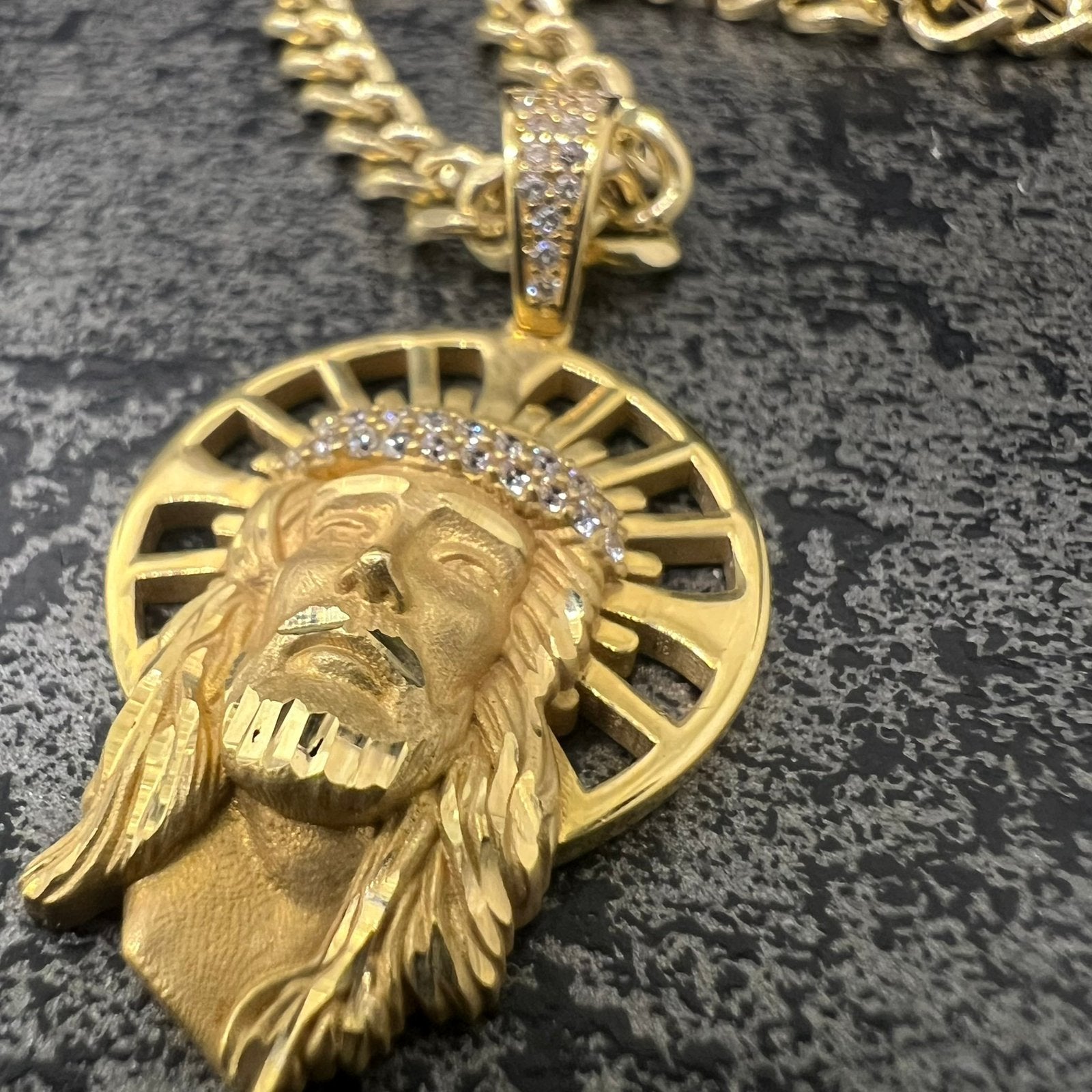 18k gouden ketting cuban schakel met jezus hanger, Ophalen of Verzenden, Nieuw, Goud