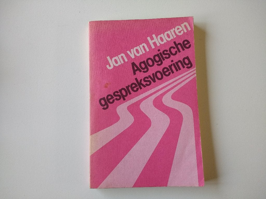 Boek Agogische gespreksvoering door Jan van Haaren, Ophalen of Verzenden, Gelezen