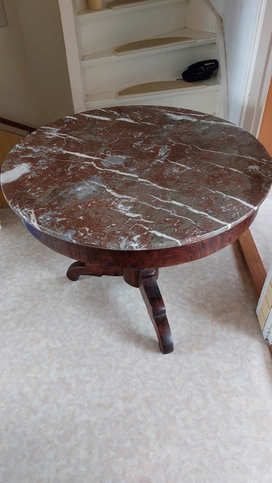 Marmeren tafel, Huis en Inrichting, Tafels | Bijzettafels, Ophalen, Overige materialen, Rond, 55 tot 75 cm