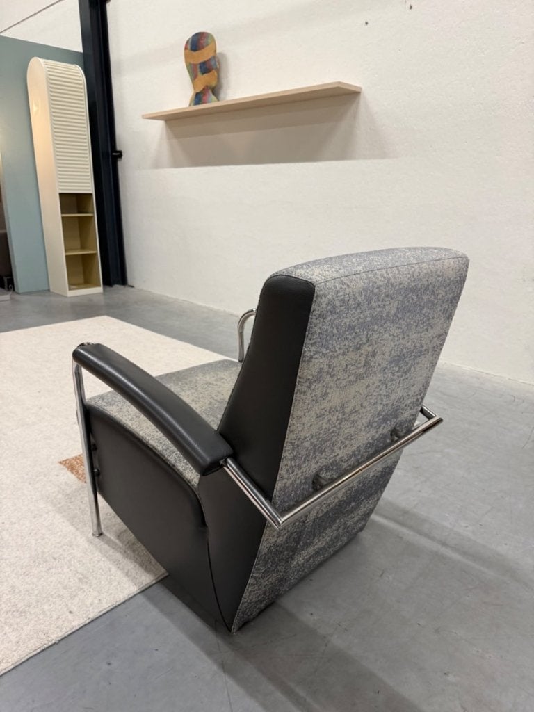 Als nieuw Leolux Scylla Fauteuil hoog Grijs design stoel, Leolux, Info@leolux.nl, 75 tot 100 cm, Ophalen of Verzenden