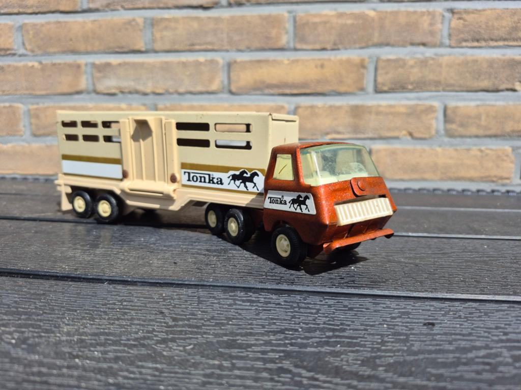 Vintage Tonka paardentrailer, Ophalen