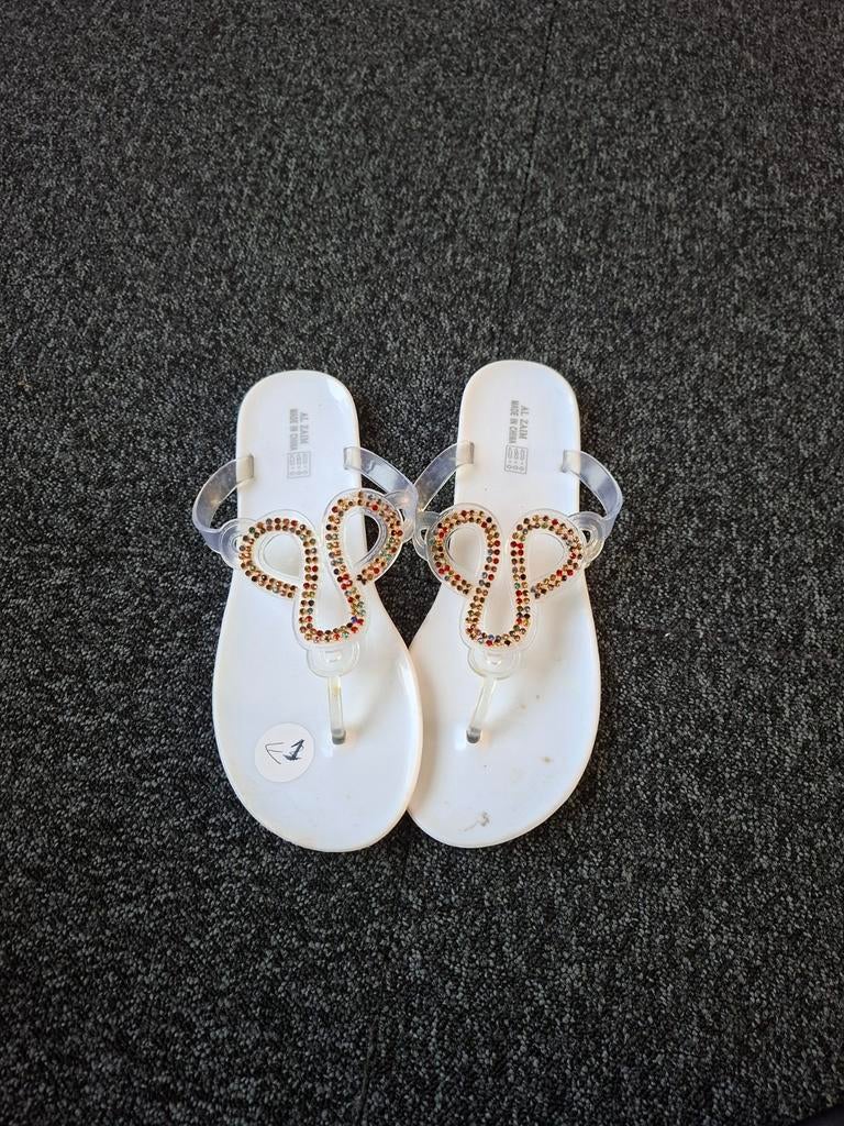 Witte slippers met strass steentjes, Ophalen of Verzenden, Wit