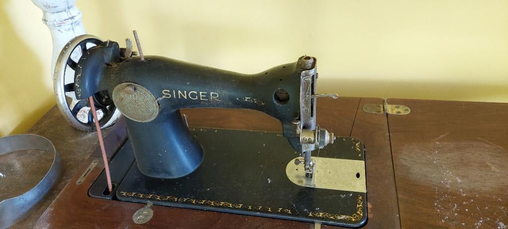 Oude trapnaaimachine, Antiek en Kunst, Ophalen