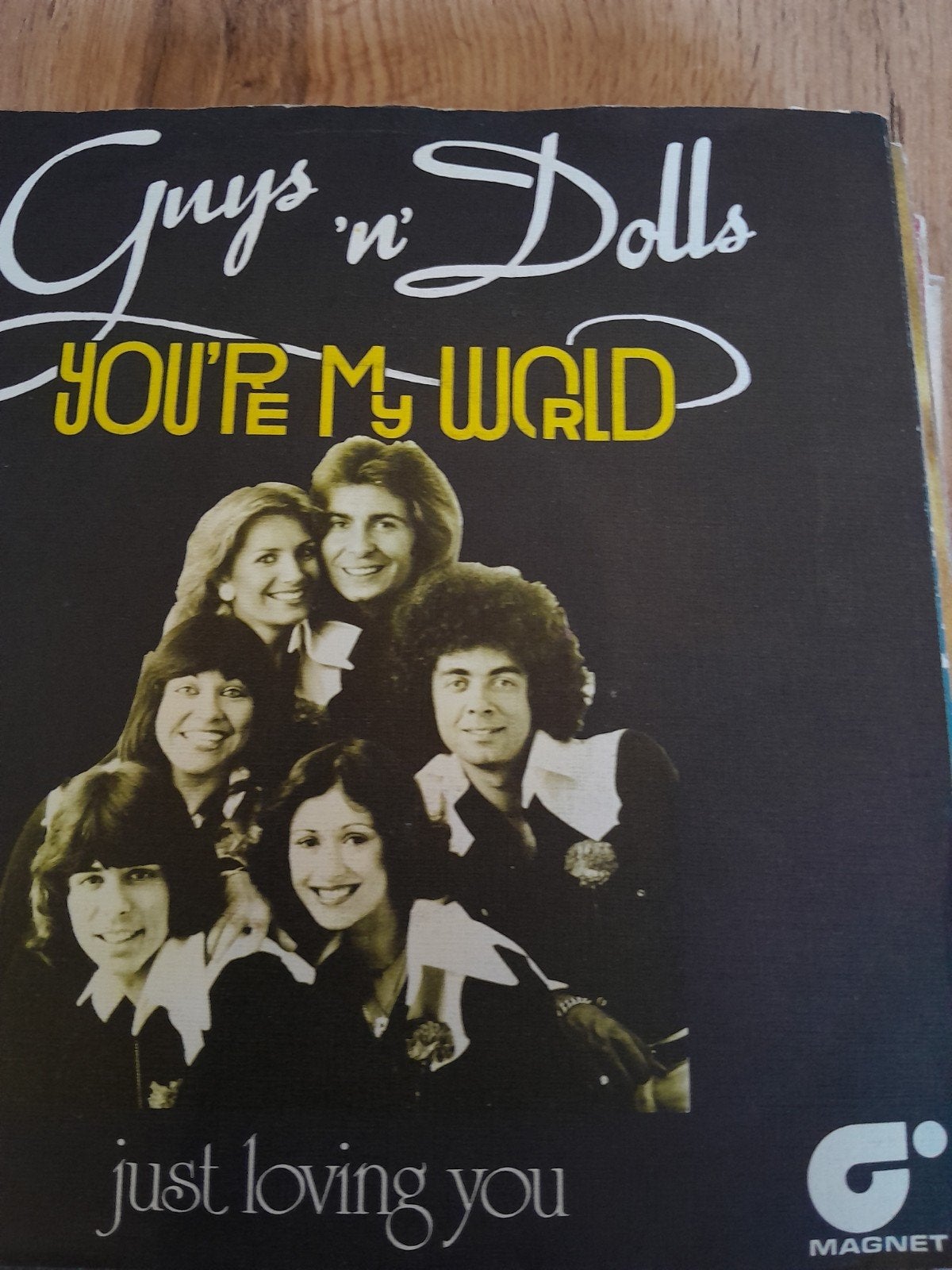 guys ,n, dolls 7inch you,re my world, Cd's en Dvd's, Ophalen of Verzenden, Zo goed als nieuw, Pop