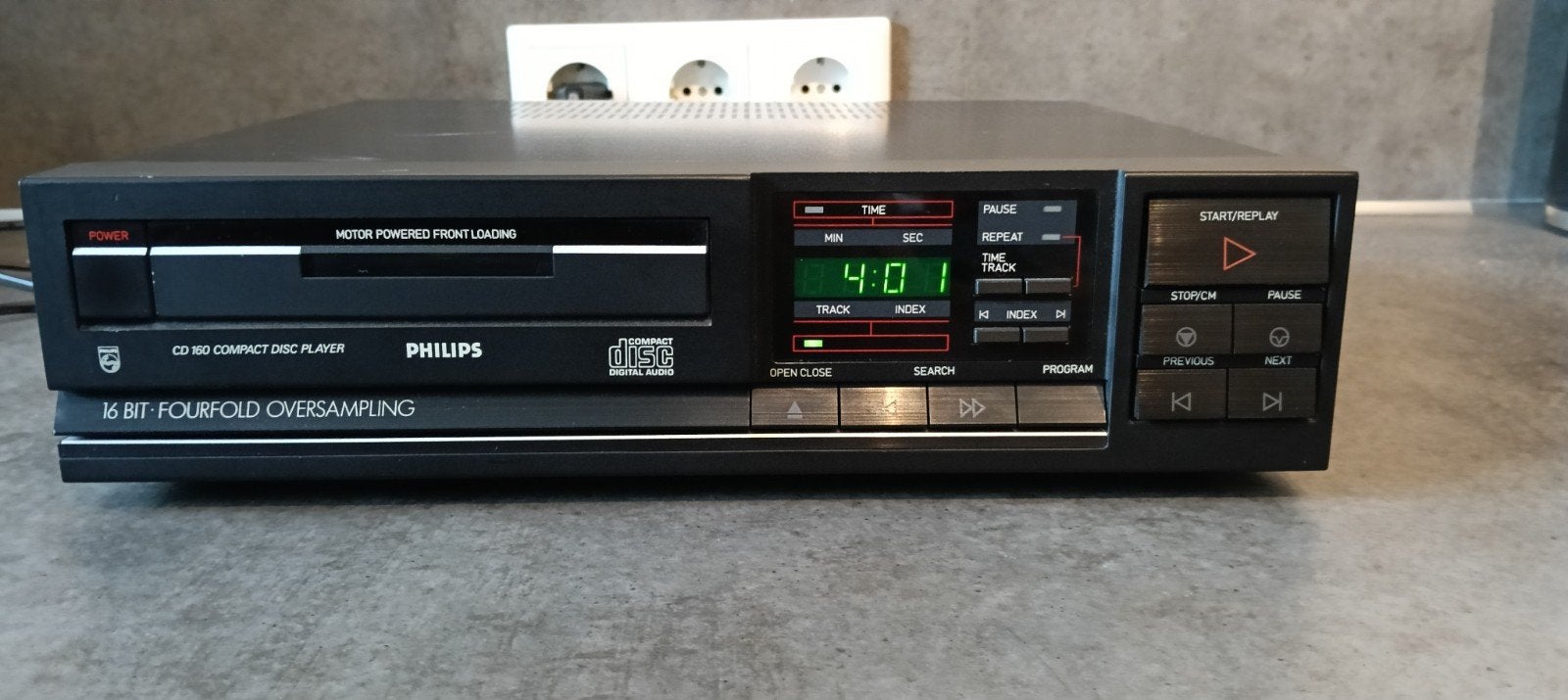 Philips cd speler CD 160 voor €100, Ophalen, Zo goed als nieuw