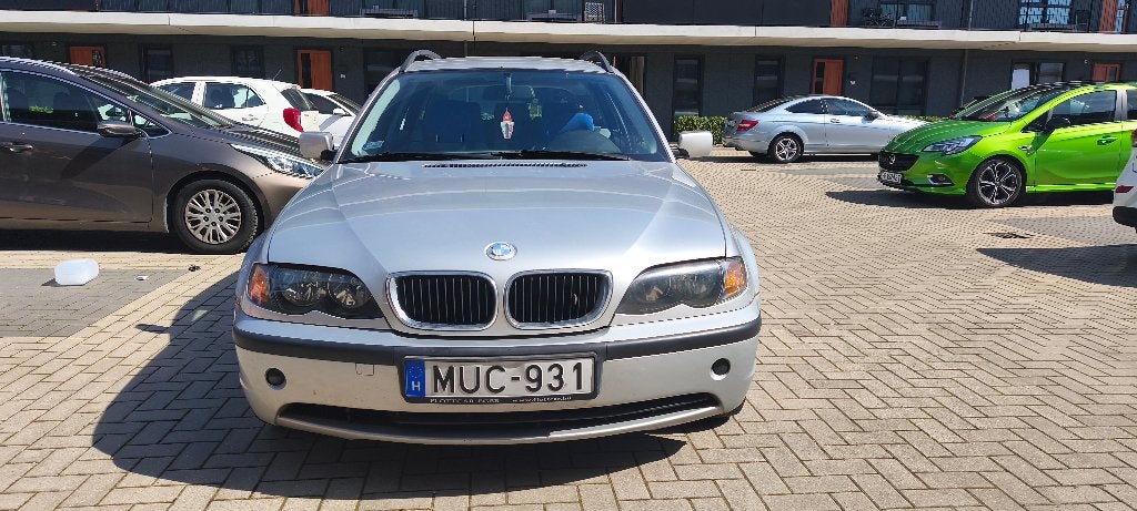 BMW 320d Touring E46 automaat 150pk export/project geen APK, Auto's, BMW, Automaat, 1995 cc, 4 cilinders, Overige bekleding