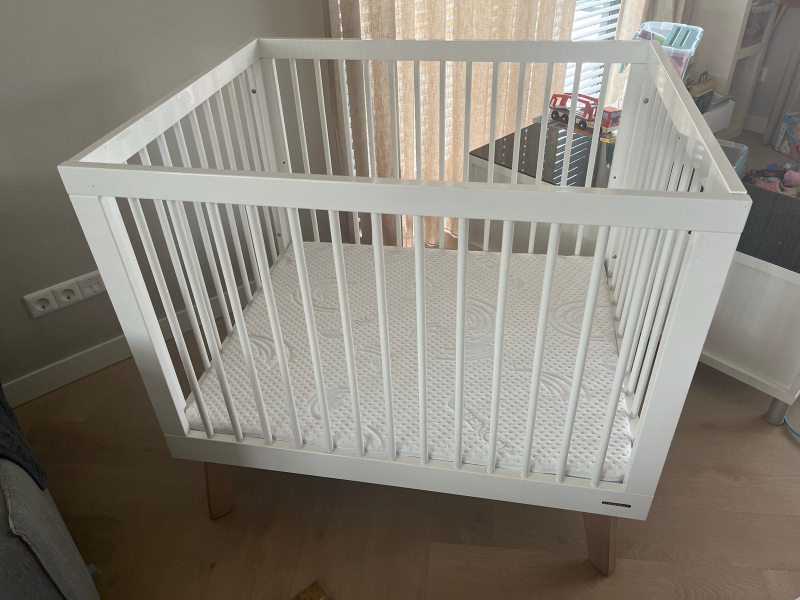 Complete Kidsmill Sixties Box Wit met matras en boxzak, Ophalen, Gebruikt, In hoogte verstelbaar