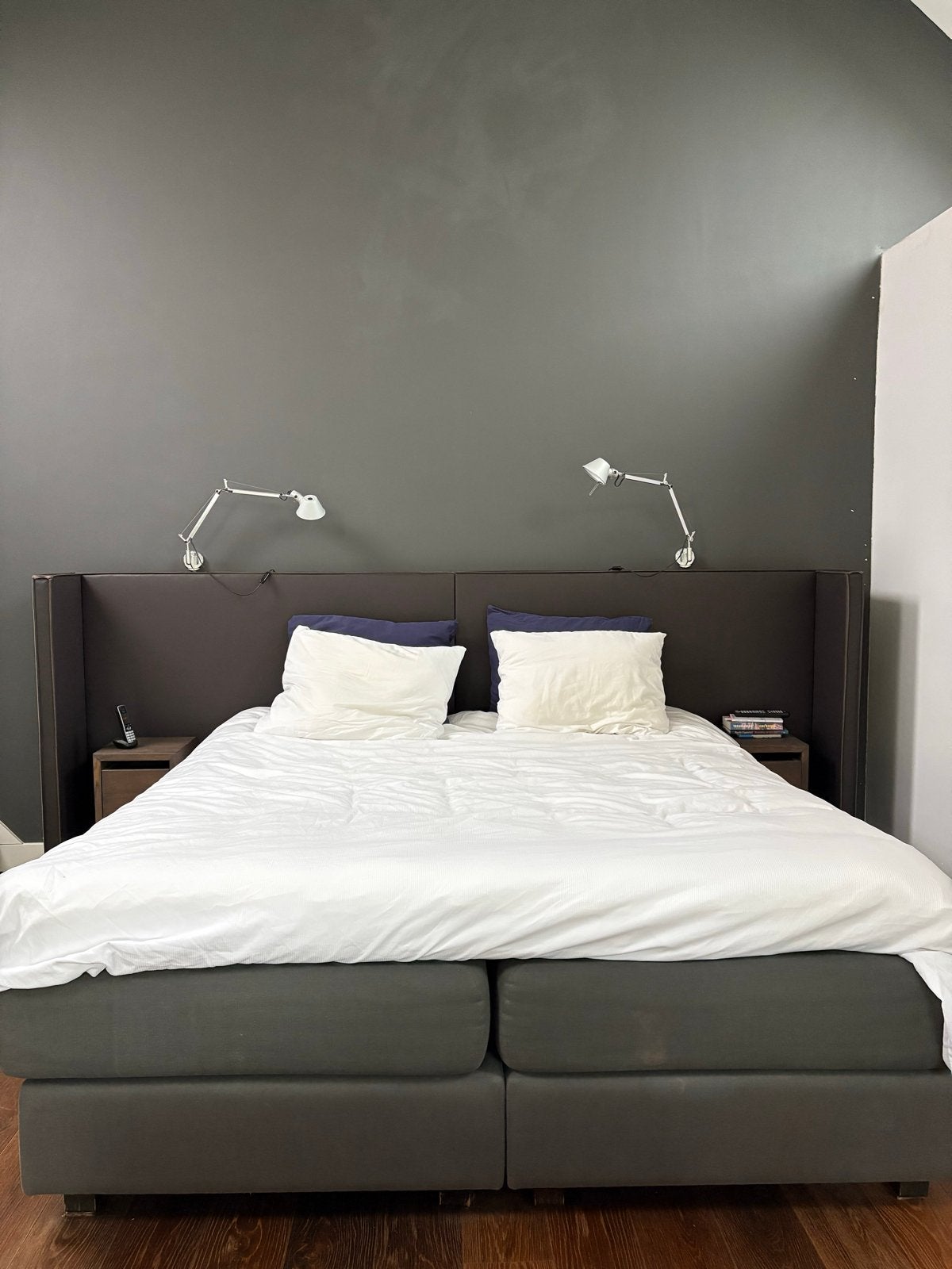 Tweepersoonsbed met hoofdbord en nachtkastjes, Ophalen, Gebruikt, Bruin, Tweepersoons