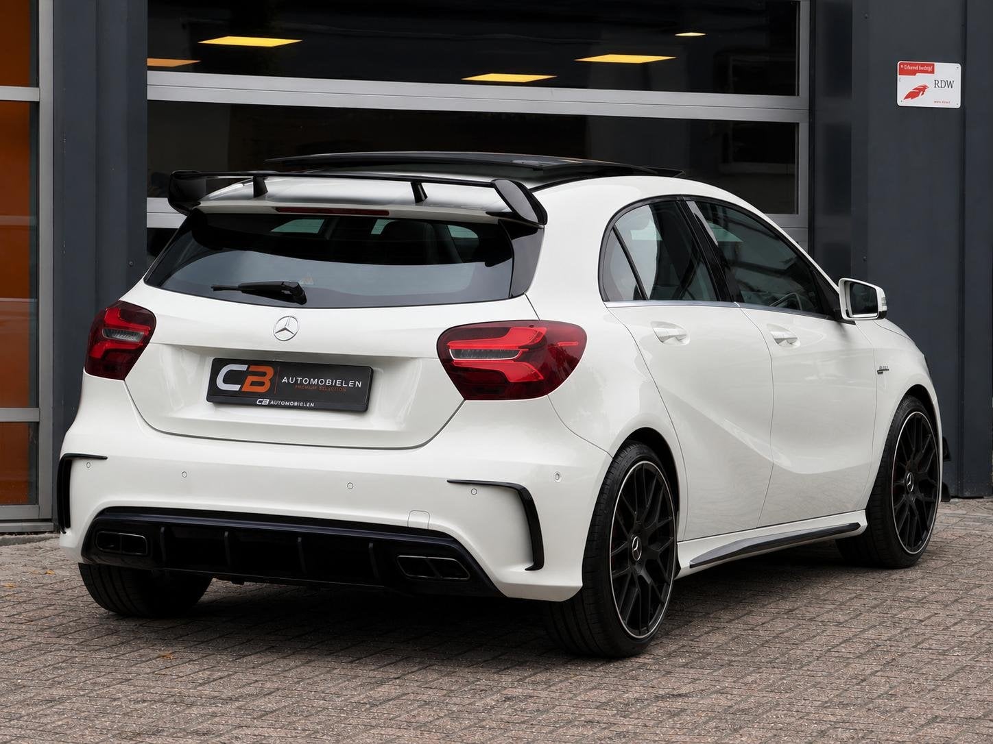 Mercedes-Benz A-klasse AMG 45 4MATIC | Facelift | Aero | Pan, Auto's, Automaat, Gebruikt, Euro 6, 4 cilinders