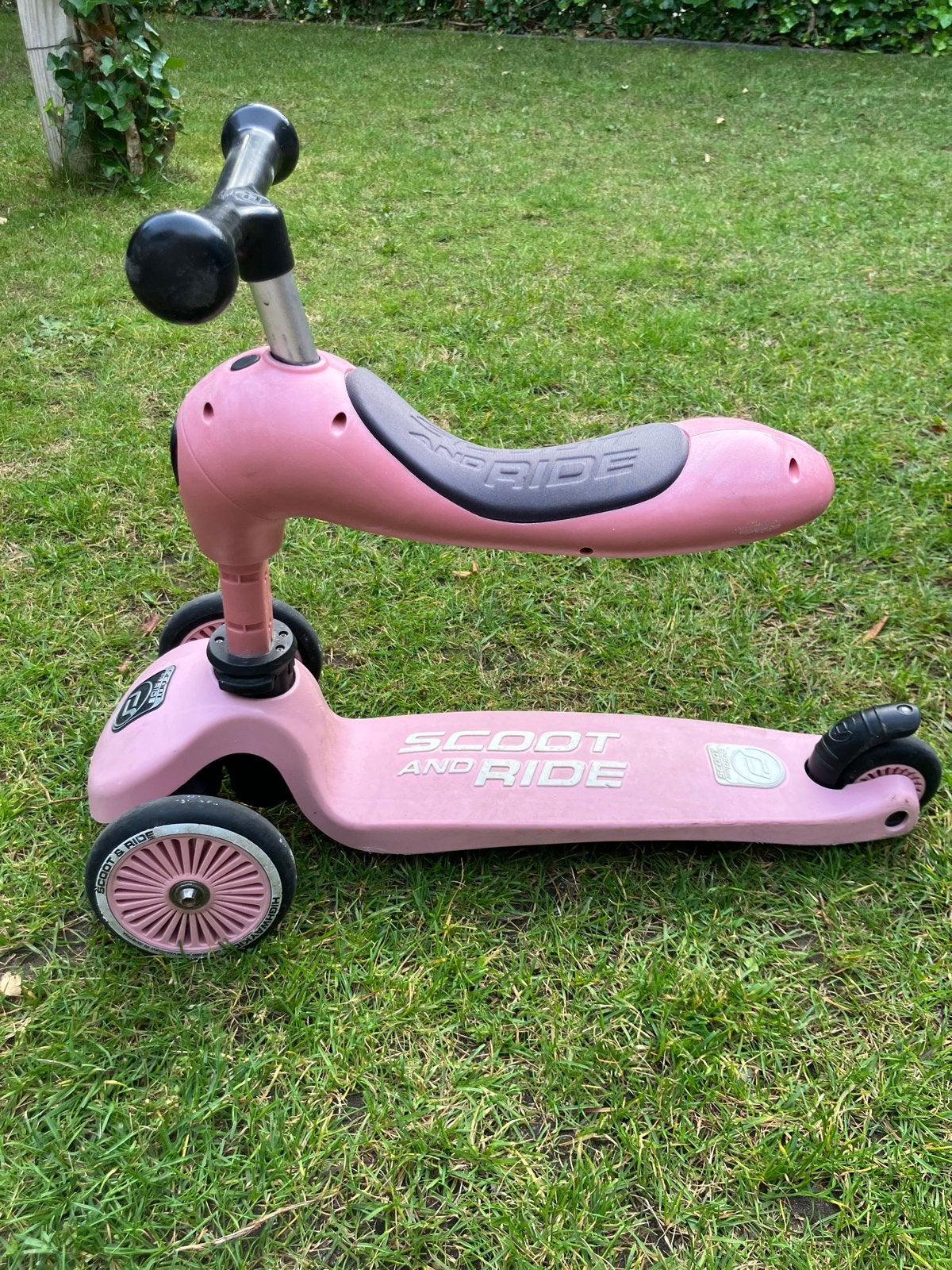 Scoot and Ride Highwaykick 1 - Roze loopfiets/step, Fietsen en Brommers, Steps, Ophalen of Verzenden, Gebruikt, Gewone step