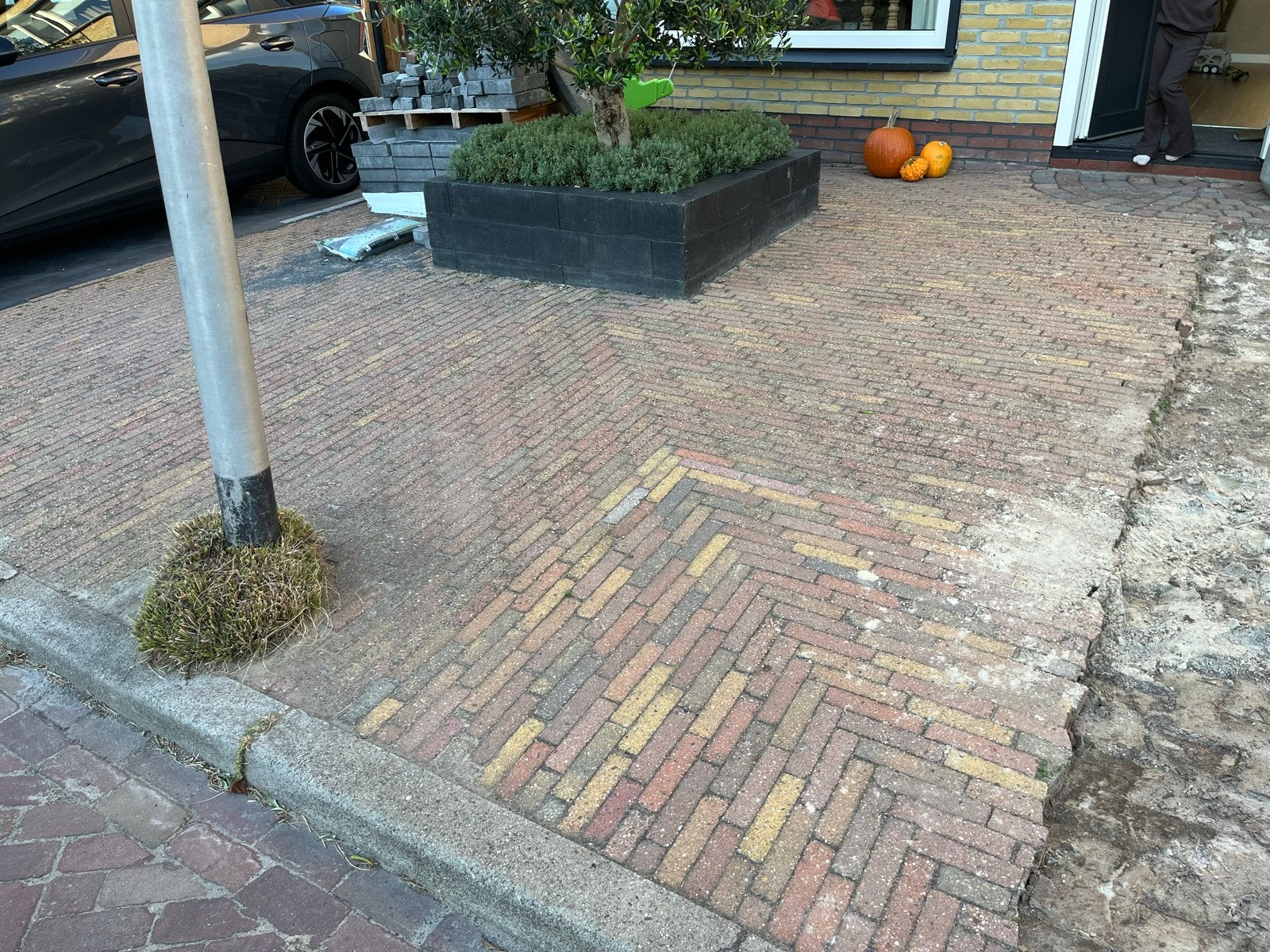 Klinkers en halve cirkel (22-25 m²) gratis af te halen, Tuin en Terras, Ophalen, Gebruikt, Klinkers, 10 m² of meer