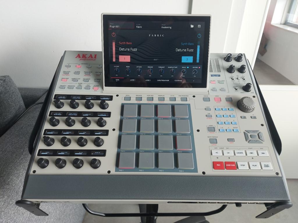 Akai MPC X Special Edition met 512GB en extra's, Ophalen of Verzenden, Overige aantallen, Overige merken, Met midi-aansluiting