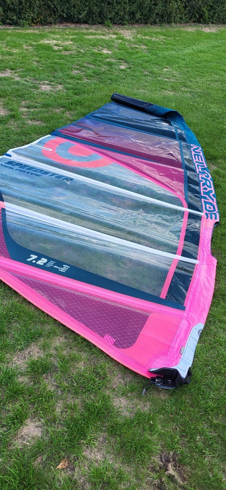 Te koop gunsails vector 9.2 top staat  neilpryde speedster 7, Ophalen of Verzenden