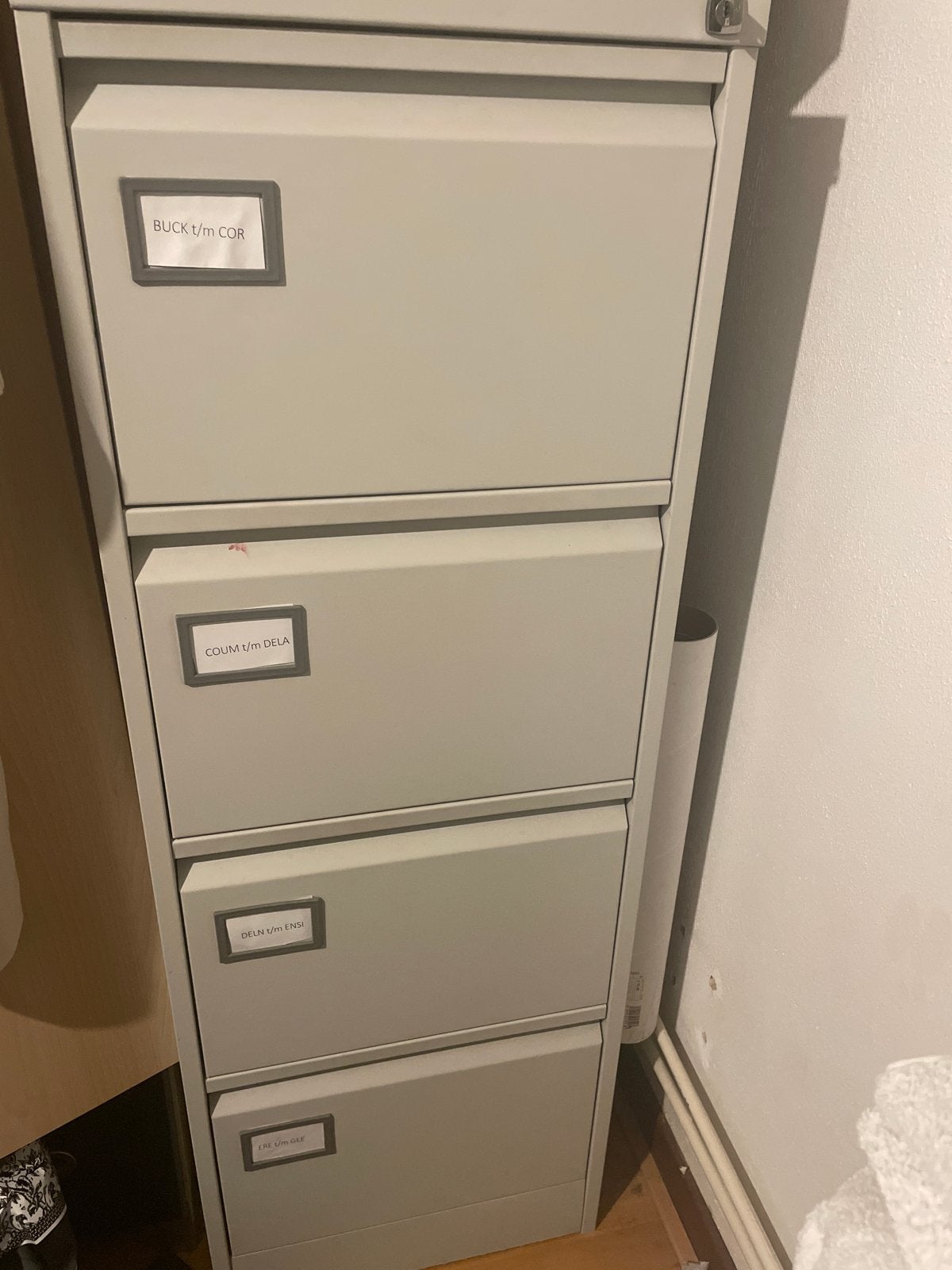 Metalen archiefkast met 4 laden, Ophalen, Gebruikt, 100 tot 150 cm, Meerdere deuren