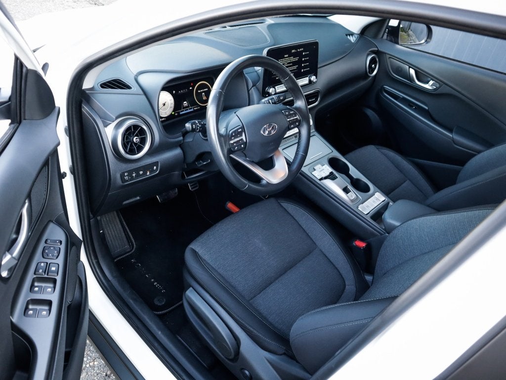 Hyundai Kona EV Comfort 64 kWh 3-Fase 1e-Eig. & Dealer-Onder, Auto's, 12 maanden, Gebruikt, Zwart, Verwarmde buitenspiegels