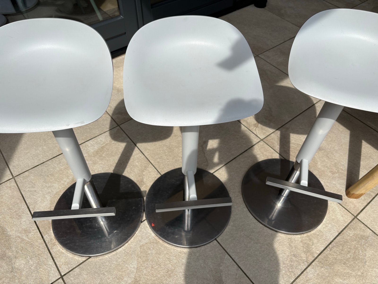 Nog 2 Ikea Janinge barkrukken, Huis en Inrichting, Barkrukken, Gebruikt, 90 cm of meer, Kunststof, 3 krukken, In hoogte verstelbaar