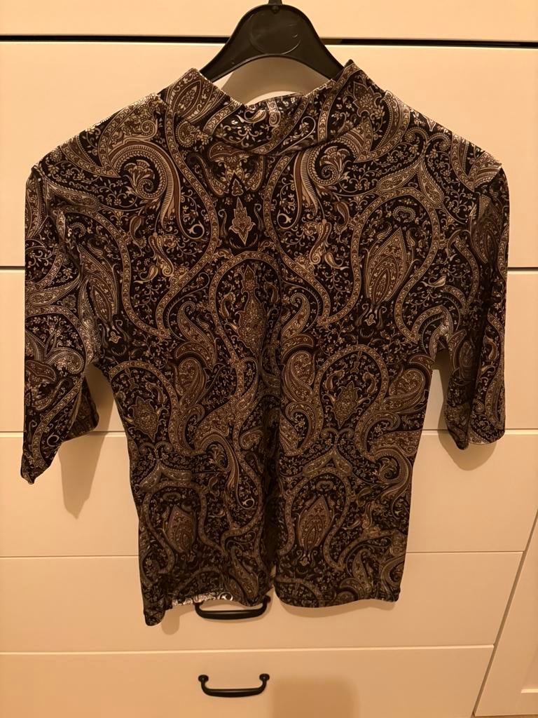 Shirt van Revelation maat L, paisley motief, Ophalen of Verzenden, Gedragen, Maat 42/44 (L)