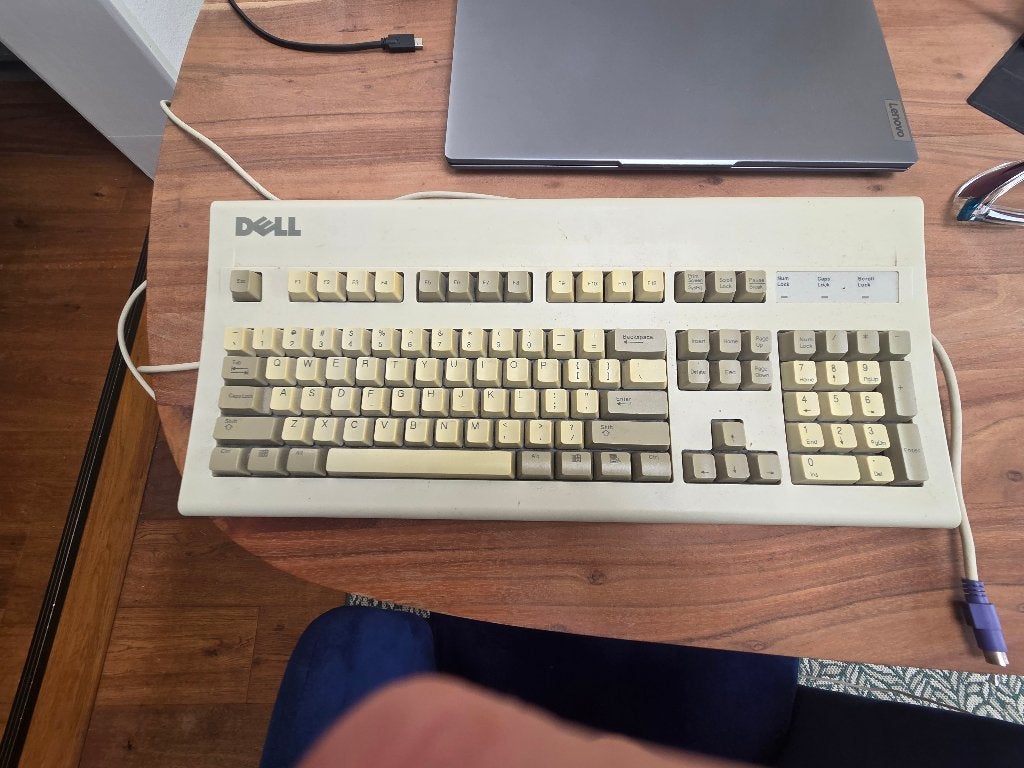 Dell AT101W mechanisch toetsenbord met ALPS switches, Computers en Software, Toetsenborden, Gebruikt, Ophalen of Verzenden, Dell