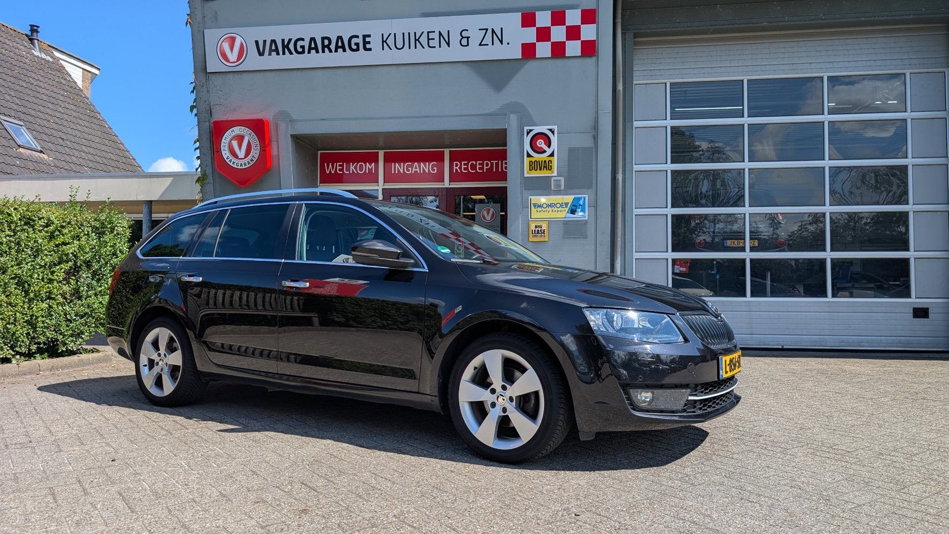 Skoda Octavia Combi 1.4 TSI Greentech Elegance Businessline, Auto's, Voorwielaandrijving, Euro 5, Gebruikt, 4 cilinders