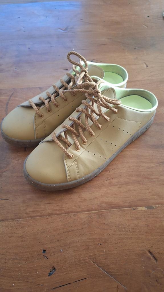 Adidas Stan Smith Mule 'Plant and Grow' GY9666 maat 42 2/3, Bruin, Adidas, Instappers, Ophalen of Verzenden