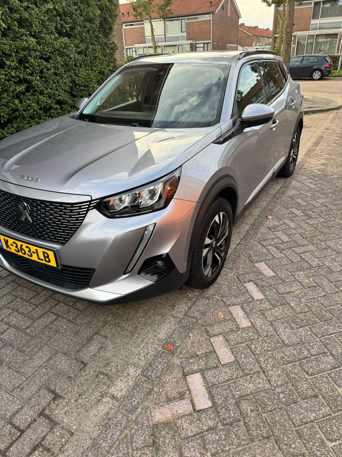 Peugeot 2008 EV 50kWh 136pk 2020 Grijs, Zwart, Origineel Nederlands, Elektrisch, Particulier
