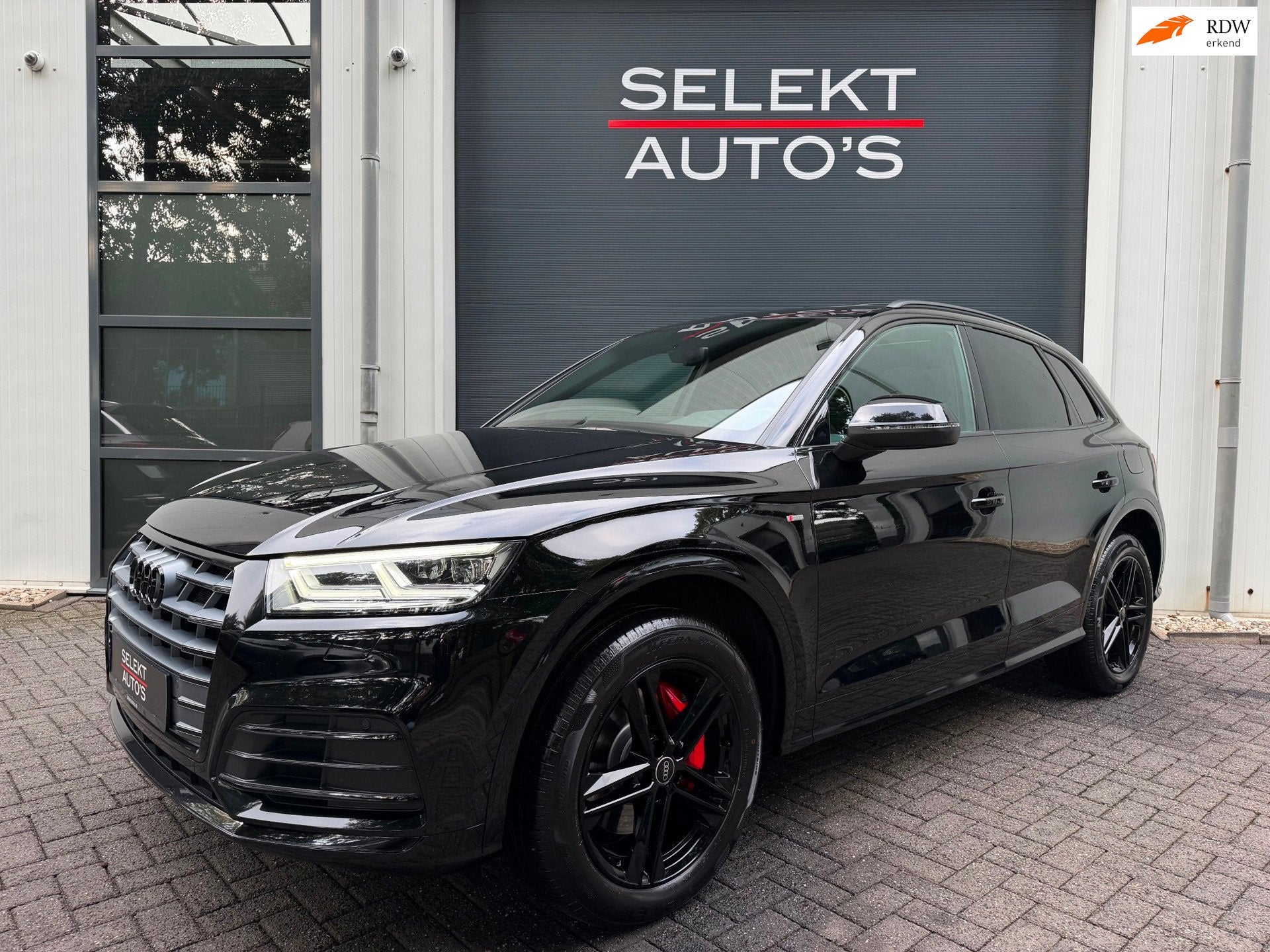 Audi Q5 50 TFSI e Quattro S-Line 300 Pk Pano/LED/Matrix/Crui, Automaat, Dealer onderhouden, Zwart, 4 cilinders