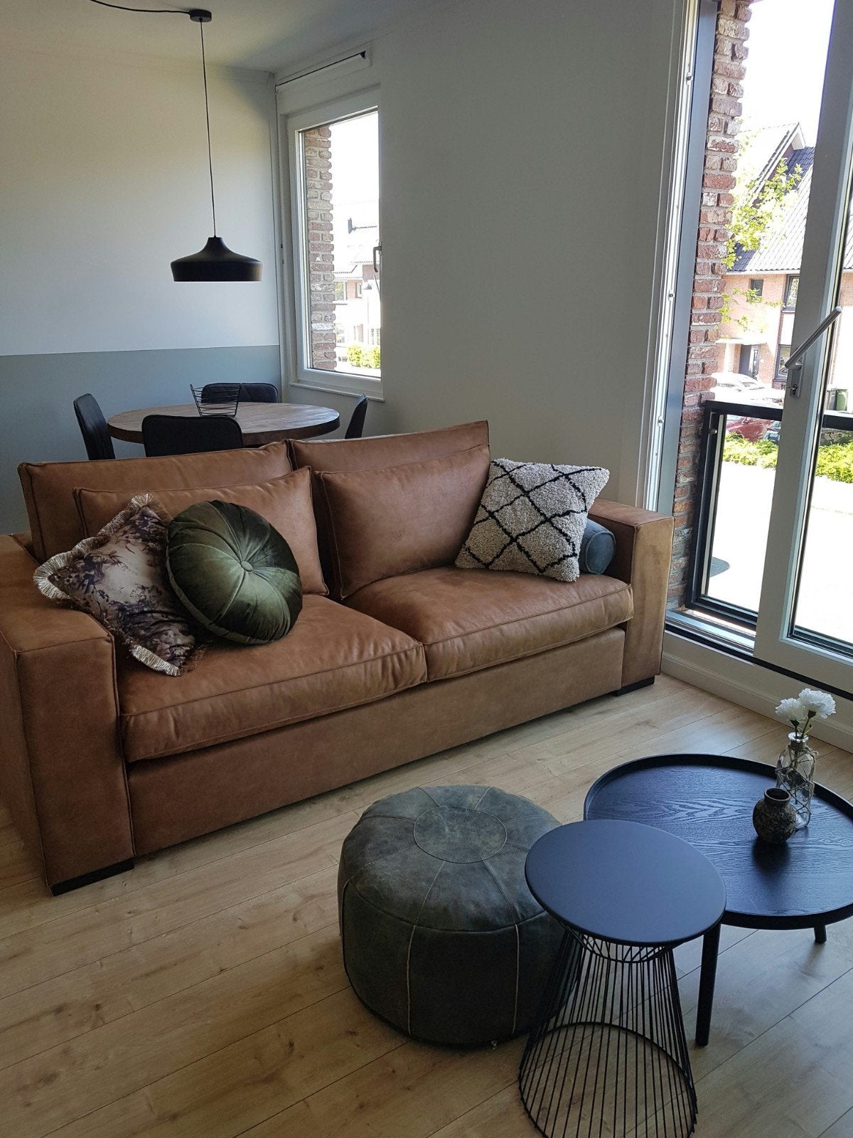 Bank Room108 Comfortabele 2-zitsbank in cognacbruin ZGAN, Ophalen, Overige materialen, 100 tot 125 cm, Tweepersoons