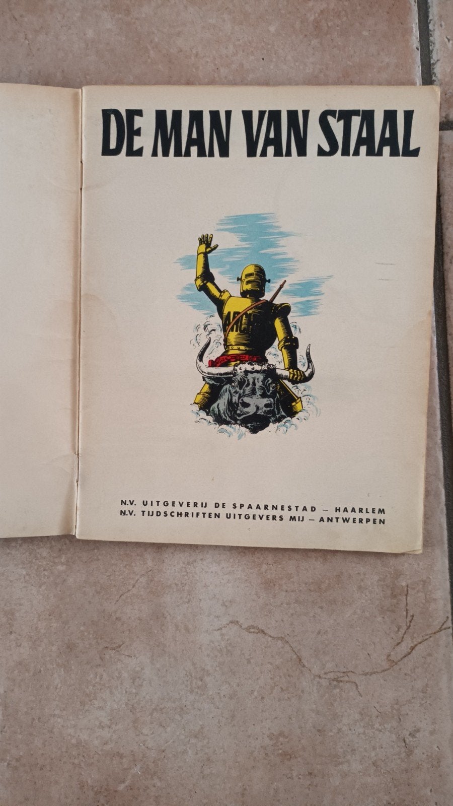 man van staal  5, Boeken, Eén stripboek, Ophalen of Verzenden, Gelezen