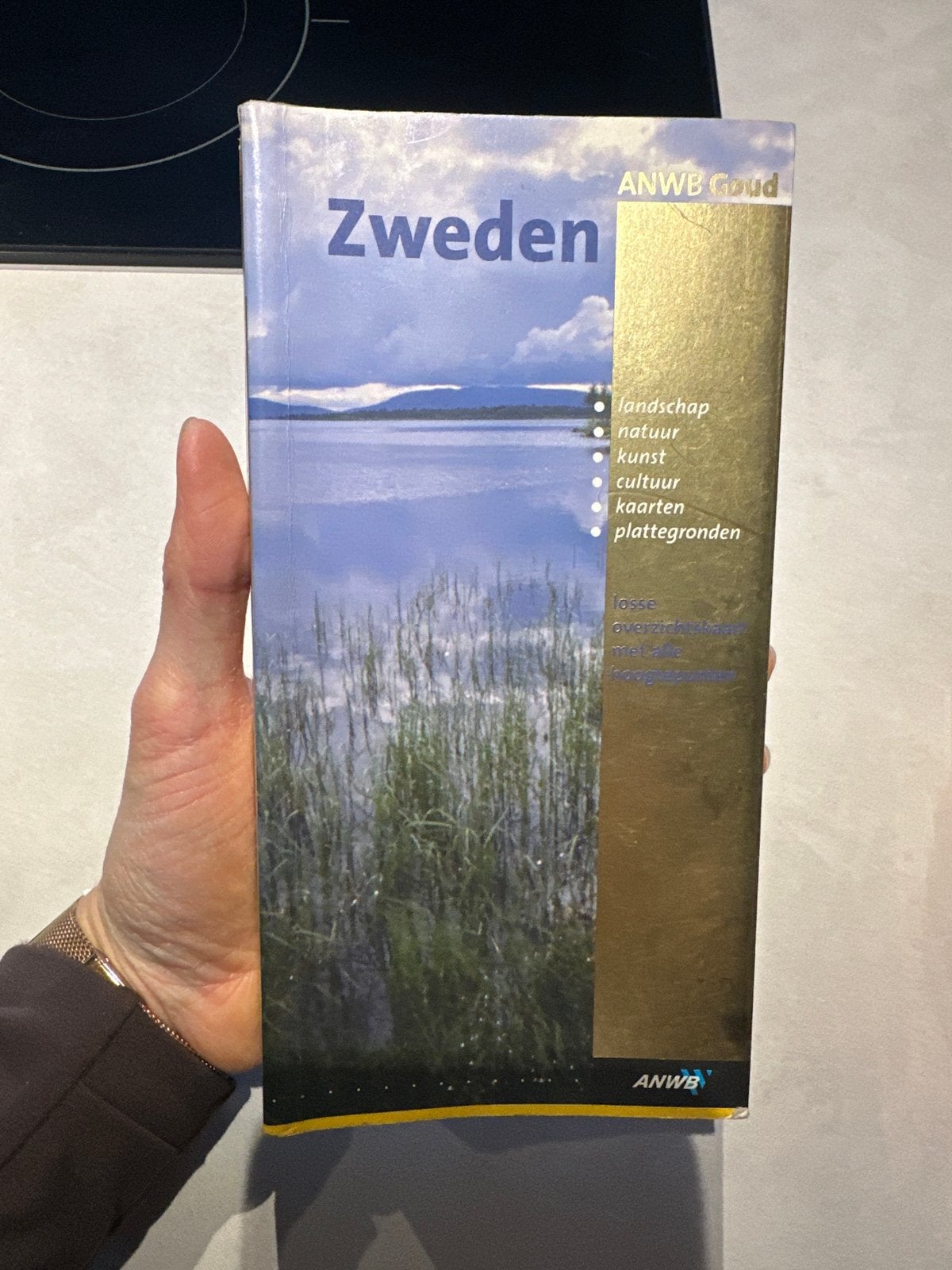 ANWB Goud Reisgids Zweden - Ontdek Scandinavië, Gelezen, Europa, Ophalen of Verzenden, Reisgids of -boek